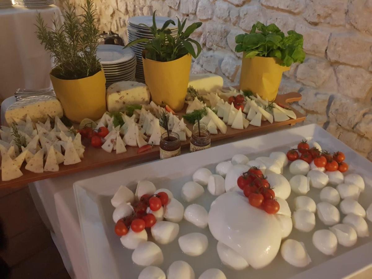 Abbazia Ss. Quirico E Giulitta Hotel Micigliano Kültér fotó