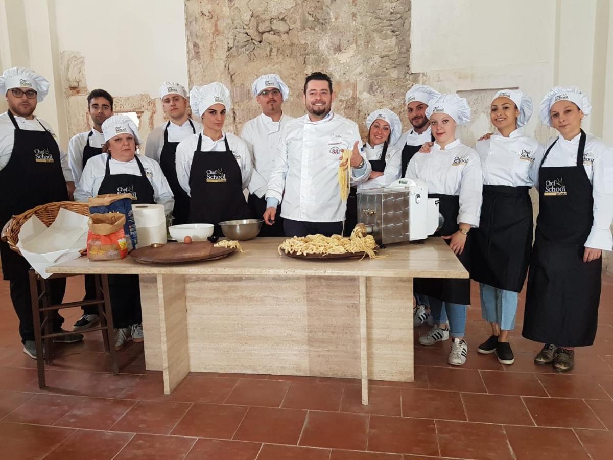 Abbazia Ss. Quirico E Giulitta Hotel Micigliano Kültér fotó