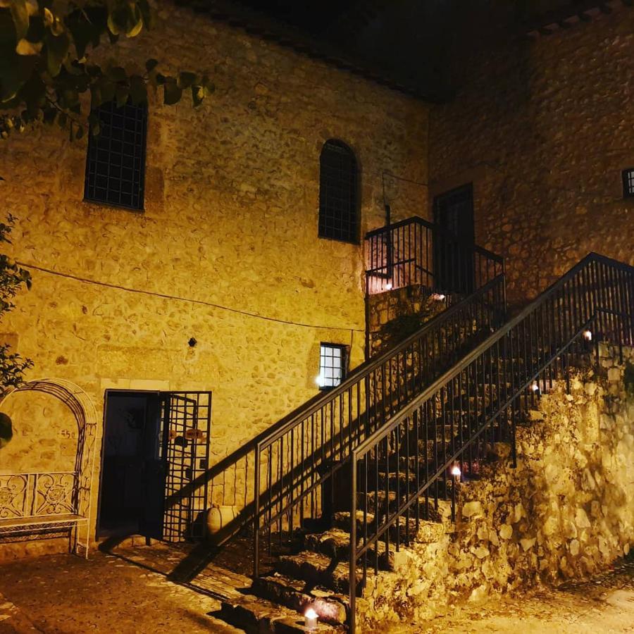 Abbazia Ss. Quirico E Giulitta Hotel Micigliano Kültér fotó