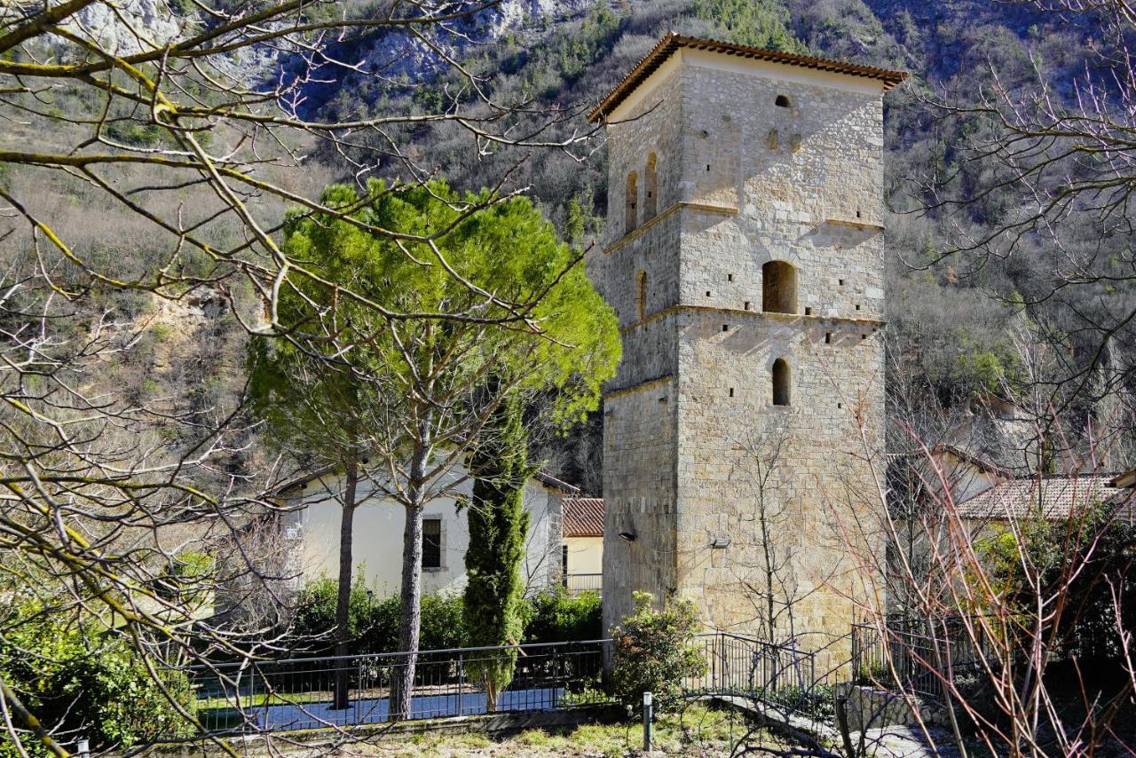 Abbazia Ss. Quirico E Giulitta Hotel Micigliano Kültér fotó
