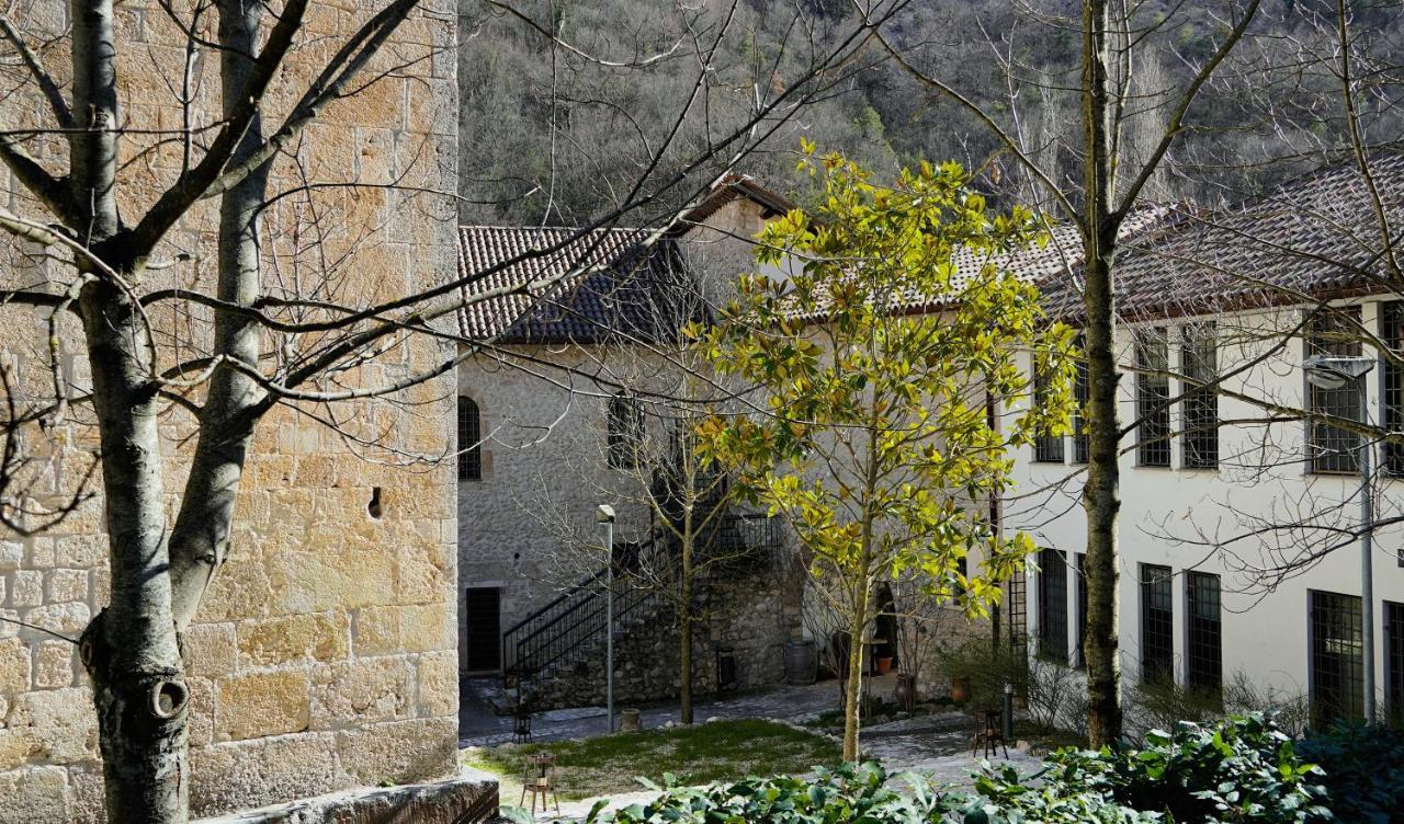 Abbazia Ss. Quirico E Giulitta Hotel Micigliano Kültér fotó